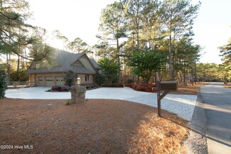 17 Barons Dr, Pinehurst, NC 28374