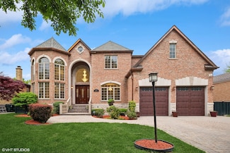 3832 W Chase Ave, Lincolnwood, IL 60712