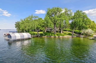 5150 Meadville St, Excelsior, MN 55331
