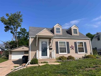 1830 Chandler St SW, Cedar Rapids, IA 52404