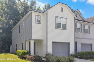 10581 Maidstone Cove Dr, Jacksonville, FL 32218
