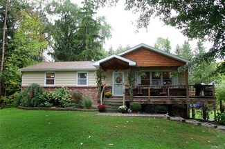 2080 Two Rod Rd, Marilla, NY 14102