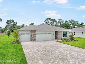 9143 Players Dr, Weeki Wachee, FL 34613