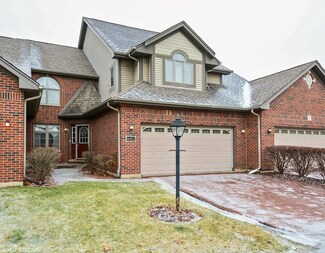 16802 Misty Ln Unit 1, Tinley Park, IL 60477