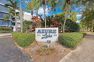 873 NE 195th St Unit 310, Miami, FL 33179