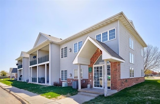 1325 SE Florence Dr Unit 211, Waukee, IA 50263