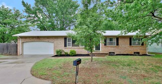 10232 W Taylor Ave, Wichita, KS 67212