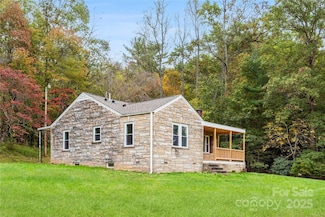 421 Hazel Brook Rd, Marshall, NC 28753