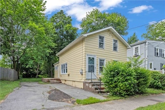 631 Smith St, Rochester, NY 14606