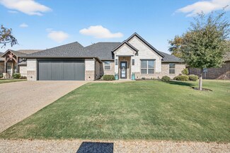 1019 Anna Cir, Granbury, TX 76048