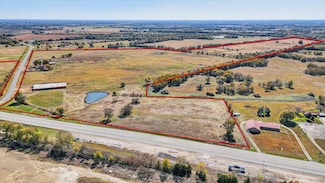 200 Farm To Market Road 412, Clarksville, TX 75426