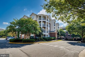 12933 Centre Park Cir Unit 206, Herndon, VA 20171