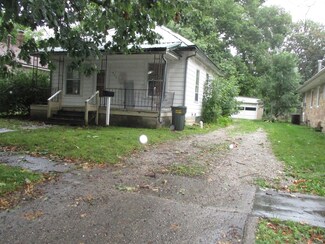 308 S Poplar St, Urbana, IL 61802