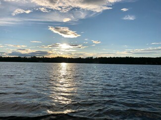 86 Everett Rd, Auburn, ME 04210