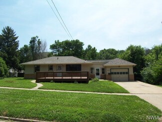 2712 10th St, Sioux City, IA 51105