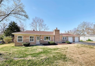 8156 Packard Ave, Saint Louis, MO 63134