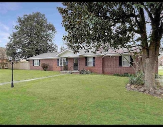 90 Hathaway St, Oakland, TN 38060
