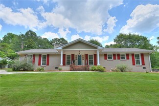 606 Scottwoods Dr, Auburn, AL 36830