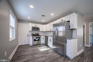 414 Carver Dr, Wilmington, DE 19801