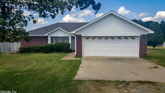 694 Blue Hole Rd, Beebe, AR 72012