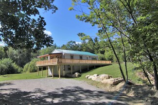 8 Sugar Hill Dr, Chesterville, ME 04938