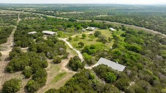 5905 N Us Highway 281, Hamilton, TX 76531