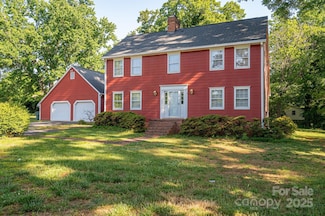 2240 Armstrong Park Dr, Gastonia, NC 28054