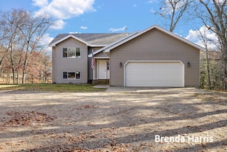 9211 Blue Lake Rd, Twin Lake, MI 49457