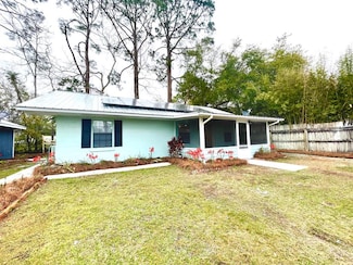 443 Boatwright St, Eastpoint, FL 32328