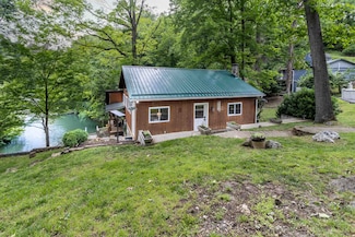 4353 Burma Rd, Radford, VA 24141