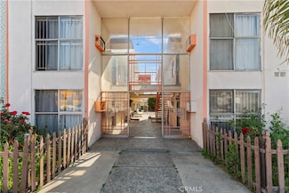 141 S Avenue 22 Unit 17, Los Angeles, CA 90031
