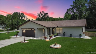 4 Mangrove Ct W, Homosassa, FL 34446