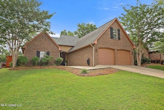 112 Wells Ct, Canton, MS 39046