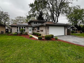 16128 Oak Ave, Oak Forest, IL 60452