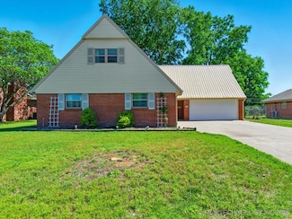5501 Baylor Dr, Bartlesville, OK 74006