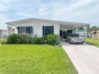 12117 Cartwright Dr, Hudson, FL 34667