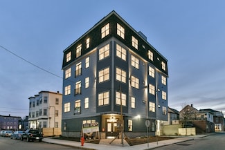 87 Parker St Unit 302, Chelsea, MA 02150