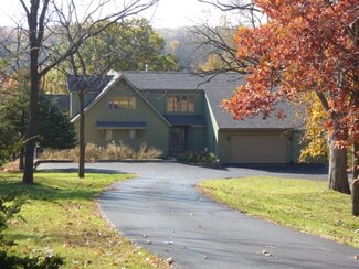 15 Cedar Rim Trail, Galena, IL 61036