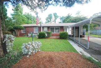 12 Plainfield Ave, Goose Creek, SC 29445