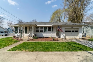 109 N Elm St, Albion, IN 46701
