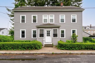 6 Oakdale Place, Easthampton, MA 01027