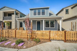 1542 Waterside Ln, Rohnert Park, CA 94928