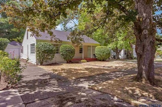 2085 Raynor St SE, Salem, OR 97302