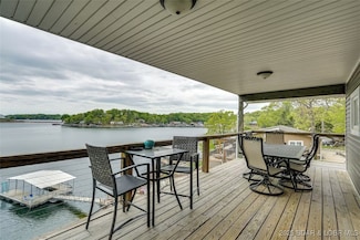 22 Lockwood Rd, Eldon, MO 65026