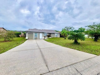11909 Windflower Ct, Clermont, FL 34711