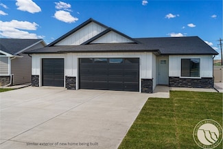 5346 Amherst Dr, Billings, MT 59106