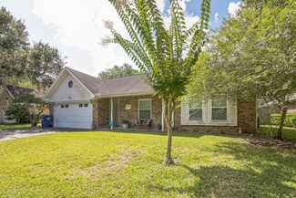 3104 El Camino St, Bay City, TX 77414