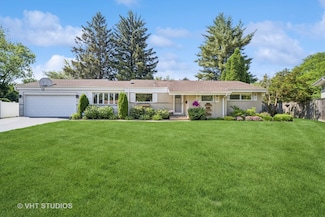 1037 Arbor Ln, Glenview, IL 60025