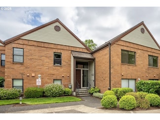 11992 SW Royalty Ct Unit 16, Portland, OR 97224