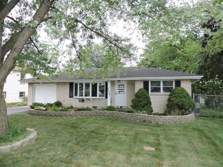7739 S Ferdinand Ave, Bridgeview, IL 60455